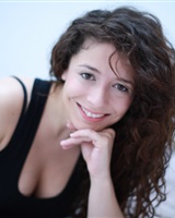 Lola Zidi