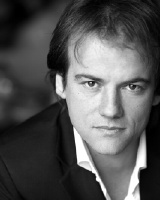 Henon Stephane