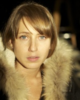 Laura Boujenah 5