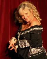 MURIEL MONTOSSE