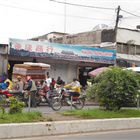 Les Chinois colonisent les petits métiers à Douala
