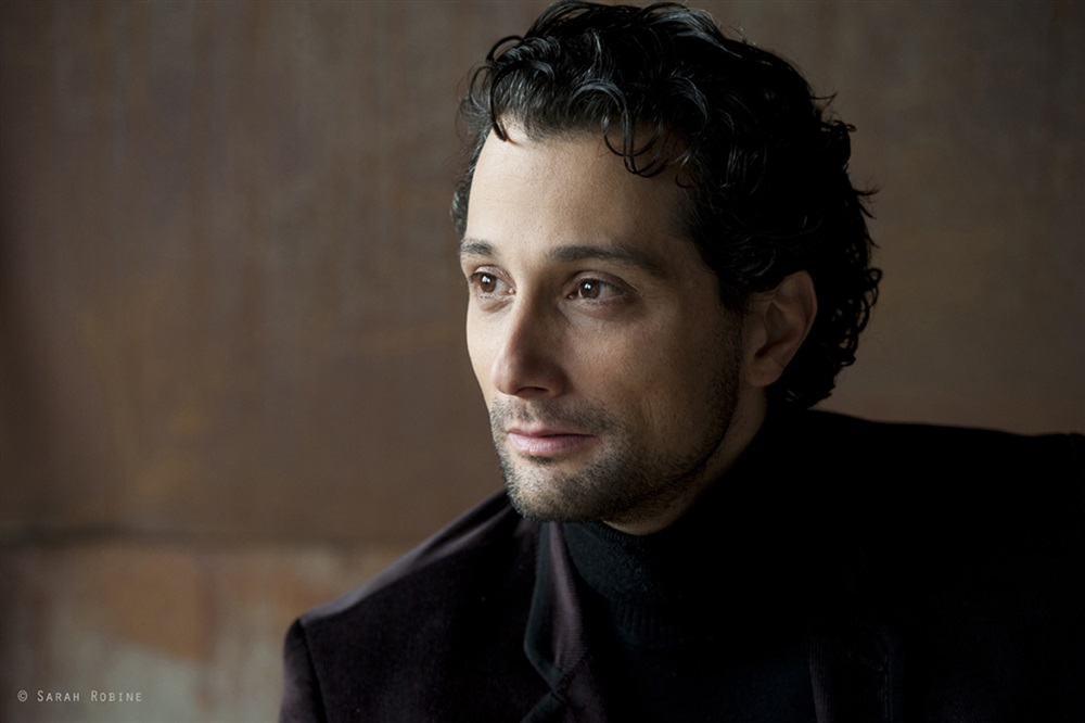 Darius KEHTARI Fiche Artiste Artiste interprète AgencesArtistiques