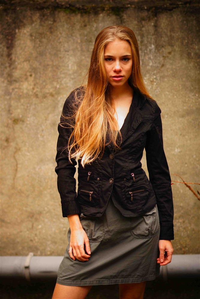 Margot Lourdet- Fiche Artiste - Artiste interprète - AgencesArtistiques.com : la plateforme des