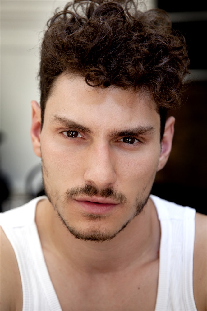 Nicola PEROT Fiche Artiste Artiste interprète AgencesArtistiques