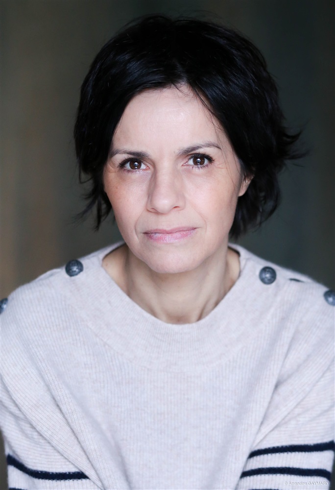 Helene Bizot Role Dans Un Si Grand Soleil
