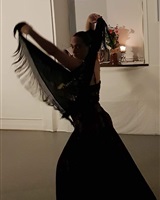 Flamenco avec châle 