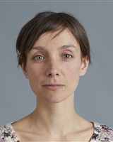 Portrait cheveux attachés (Hadrien Brunner)
