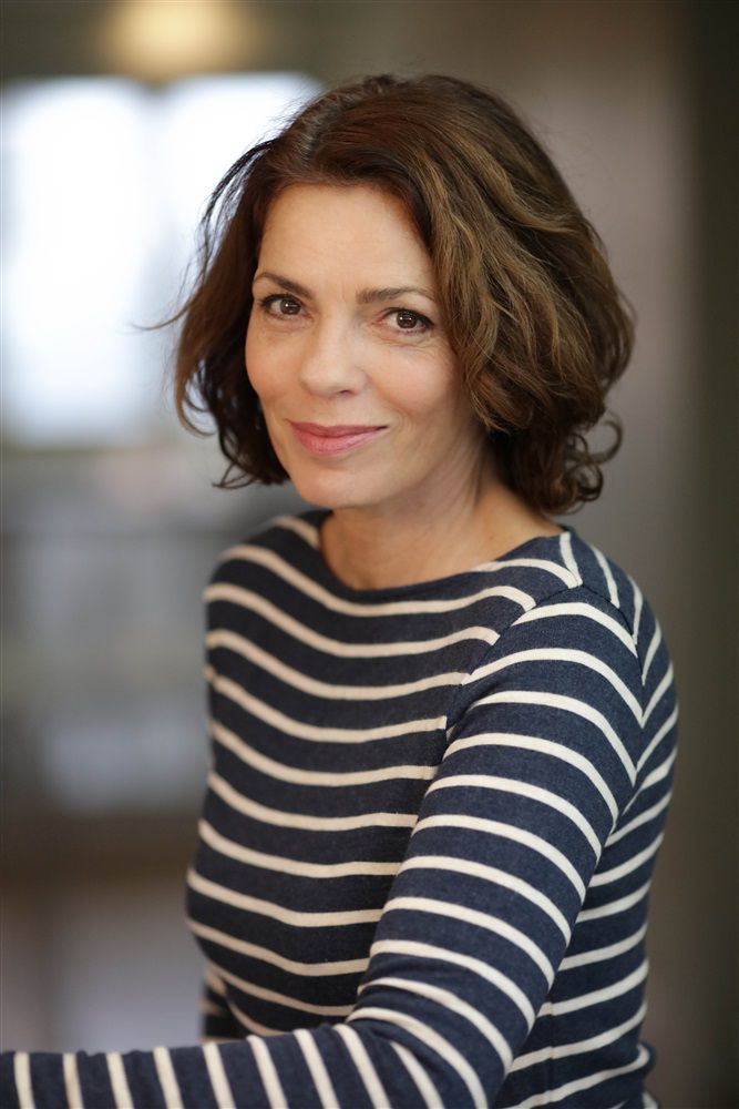 ELIZABETH BOURGINE VMA