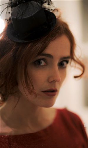 Château De Cartes Série Télévisée 1990 Juliette Wiatr - VMA