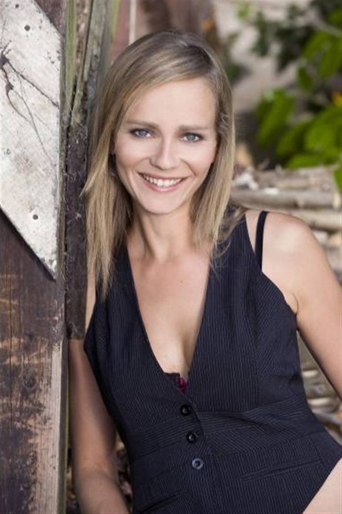 Claire Borotra Fiche Artiste Artiste Interpr te Sc nariste Claire Borotra Fiche Artiste Artiste Interpr te Sc nariste