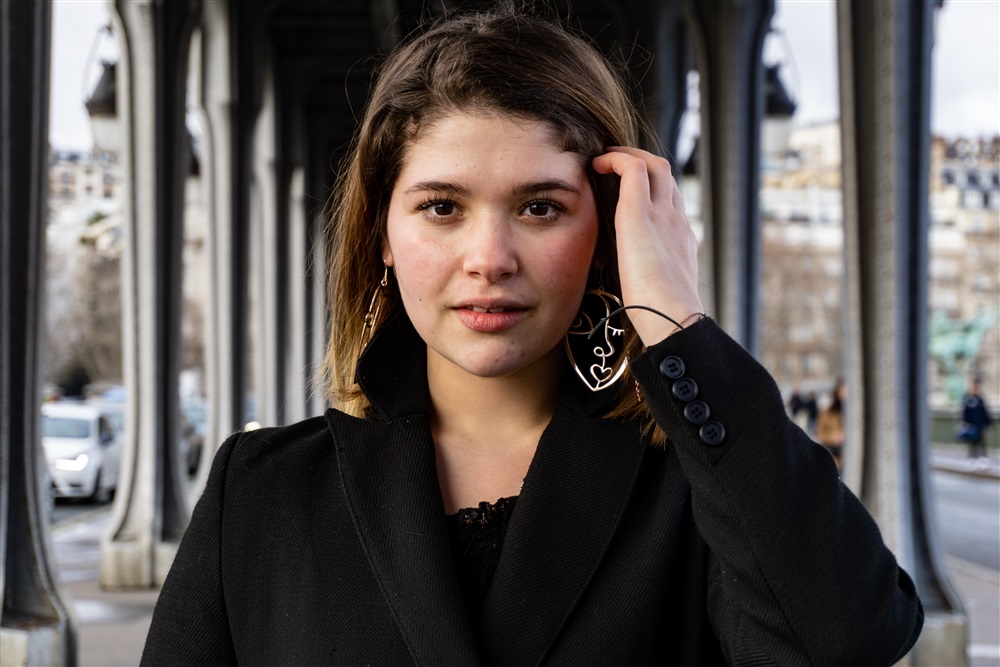 Coline PREHER- Fiche Artiste - Artiste interprète - AgencesArtistiques ...