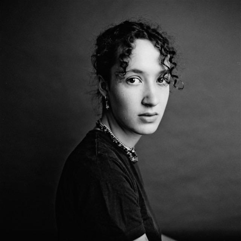 Mathilde RIU- Fiche Artiste - Artiste interprète - AgencesArtistiques ...
