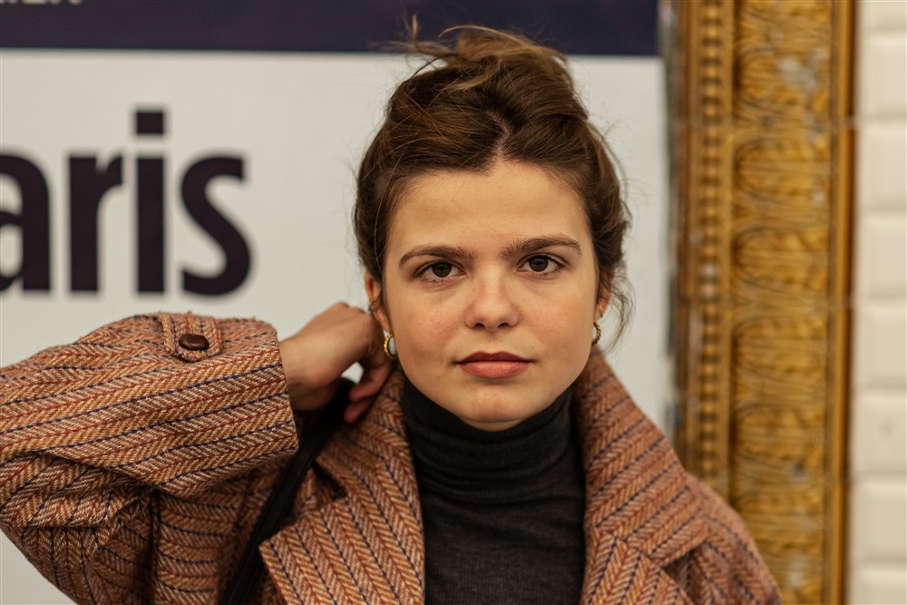 Iris Roche- Fiche Artiste - Artiste interprète - AgencesArtistiques.com ...