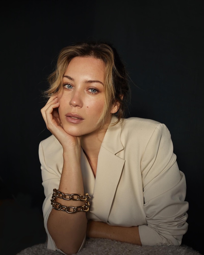 Julie Dommanget Fiche Artiste Artiste interprète