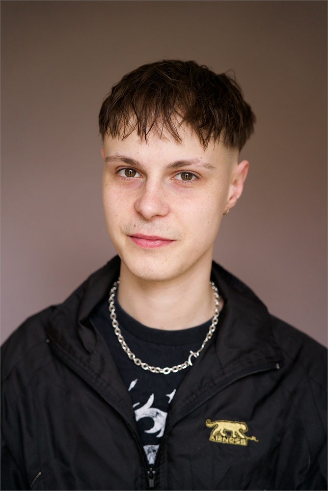 Alt