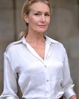 Karin SWENSON 
