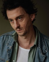 Book 2026<br />&copy; Victoria Vinas