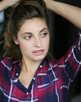 Jennifer (anais brebion)