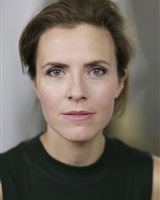 Portrait6 
Julie Reggiani