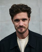 L&eacute;o Romain 
Arthur Romain