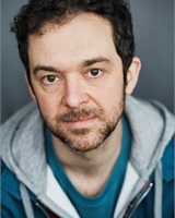 Guillaume Vanhille - Comédien<br />&copy; Liza Miri