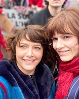 Frotter, frotter avec Emma de Caunes 