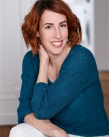 (&copy; Kriss Logan)