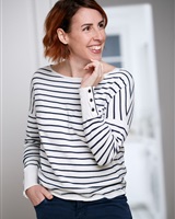 (&copy; Kriss Logan)