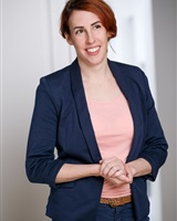 (&copy; Kriss Logan)