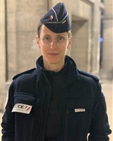 Policière 