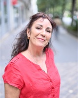 REGINE PEPIOT 
