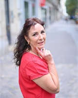 REGINE PEPIOT 
