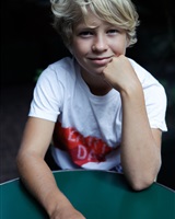 Sam Walch 
© Lisa Lesourd