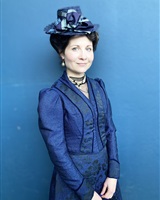 Sophie Reyne série Montmartre ep 2 + 3 _ silhouette<br />