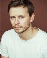 Hubert Girard 
&copy; Liza Miri