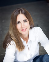 Caroline MUNOZ 
Karo Cottier