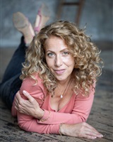 Deborah Levi _4<br />© Luka Kellou