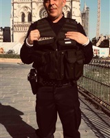 Policier Notre Dame Brûle<br />