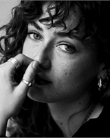 Luna Aglat 
&copy; Guillaume Plas