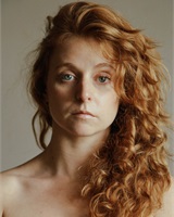 Lola Bonnecarr&egrave;re 
&copy; Victoria Vinas