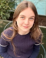 Louise Karyo 

