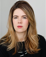 Portrait blonde Lucie Langlais-Vignon<br />Julie Reggiani