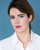 Portrait cheveux attachés Lucie Langlais-Vignon<br />Marion Vallée