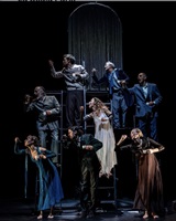 LES TROIS SŒURS/ CIE GLAZA- LA SCALA PARIS<br />Vahid Amanpour