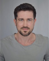 THOMAS MORA 
