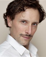Adrien MALVOISIN portrait<br />Julie REGGIANI