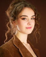 LILOU LEMAIRE 6<br />Victoria Roblin