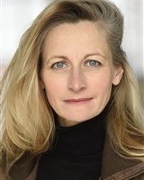 Julie Quesnay<br />Sarah Robine