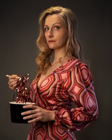 Julie Quesnay (Anès Doolaeghe)