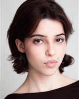 GIULIA GARGUILO 
Sarah Salazar